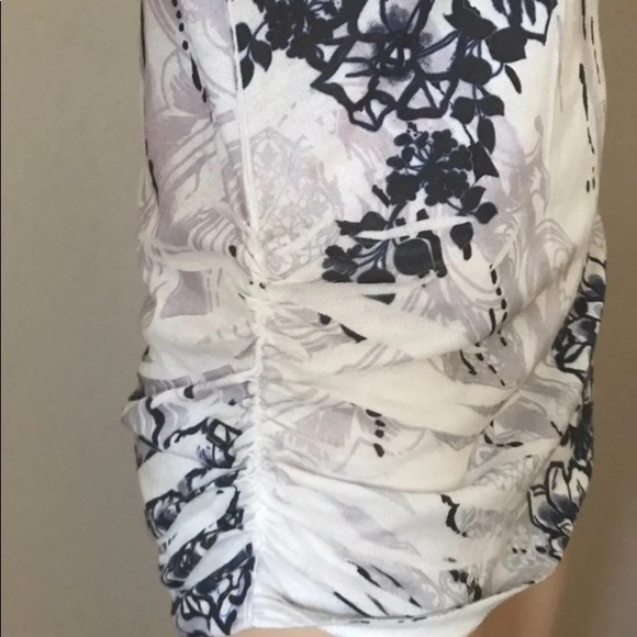 Off the shoulder top Size L - Picture 3 of 3